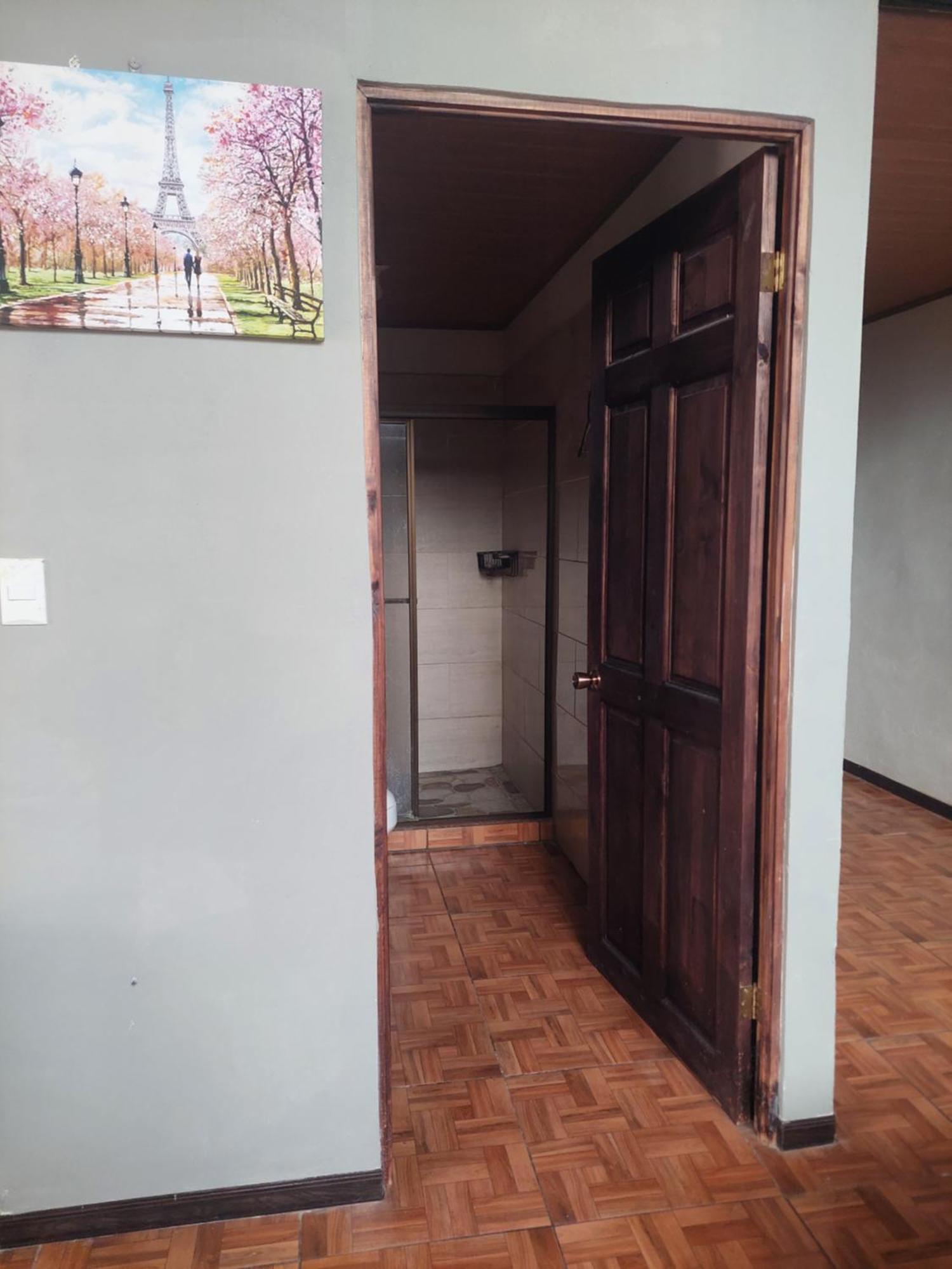 Anchia - Hostel Alajuela Extérieur photo